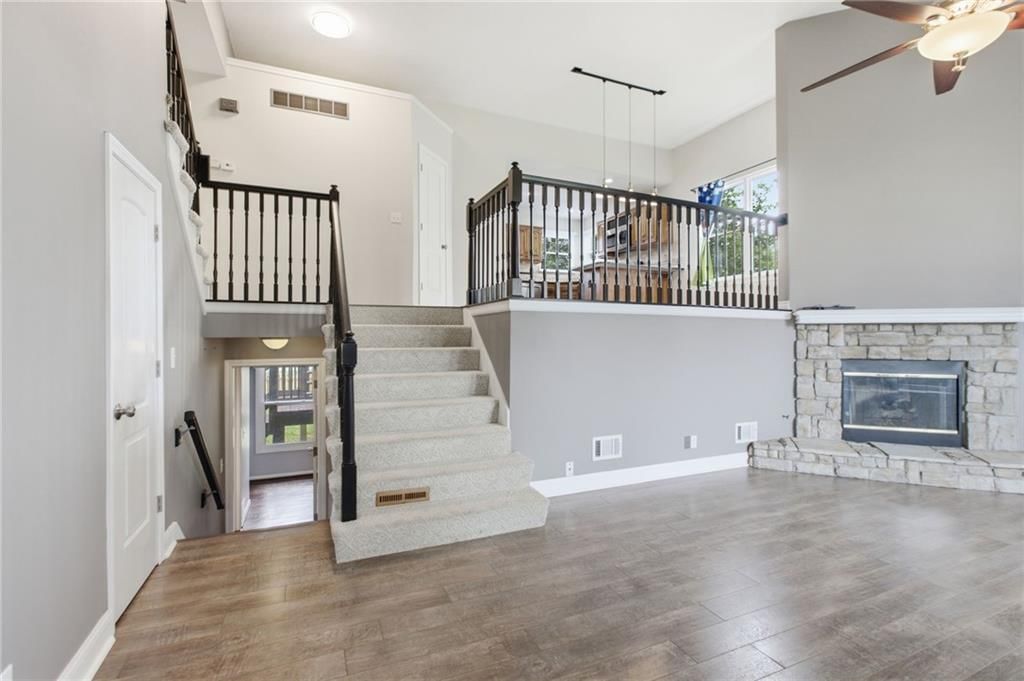 21607 W 51st Street — photo 4