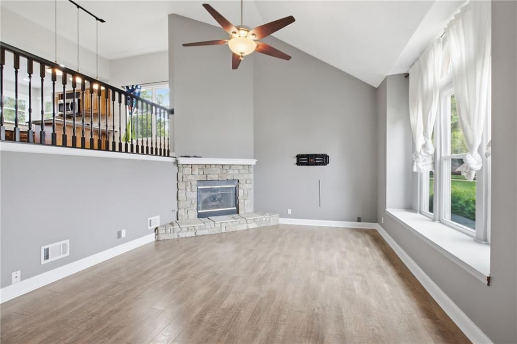 21607 W 51st Street — photo 5