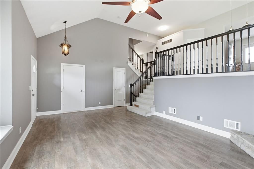21607 W 51st Street — photo 7