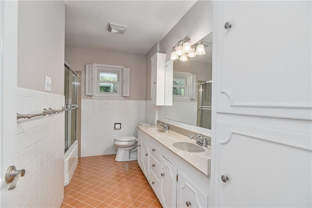 2444 W 103rd Street — photo 29