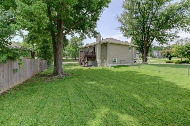 3135 S 55th Street — photo 30