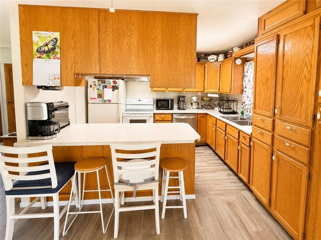221 S Frederick Avenue — photo 10