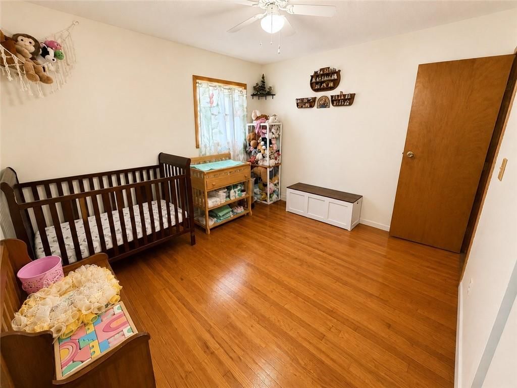 221 S Frederick Avenue — photo 17