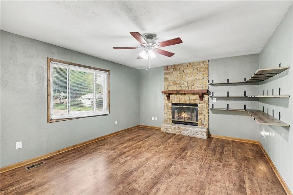 10008 NW 70th Court — photo 8