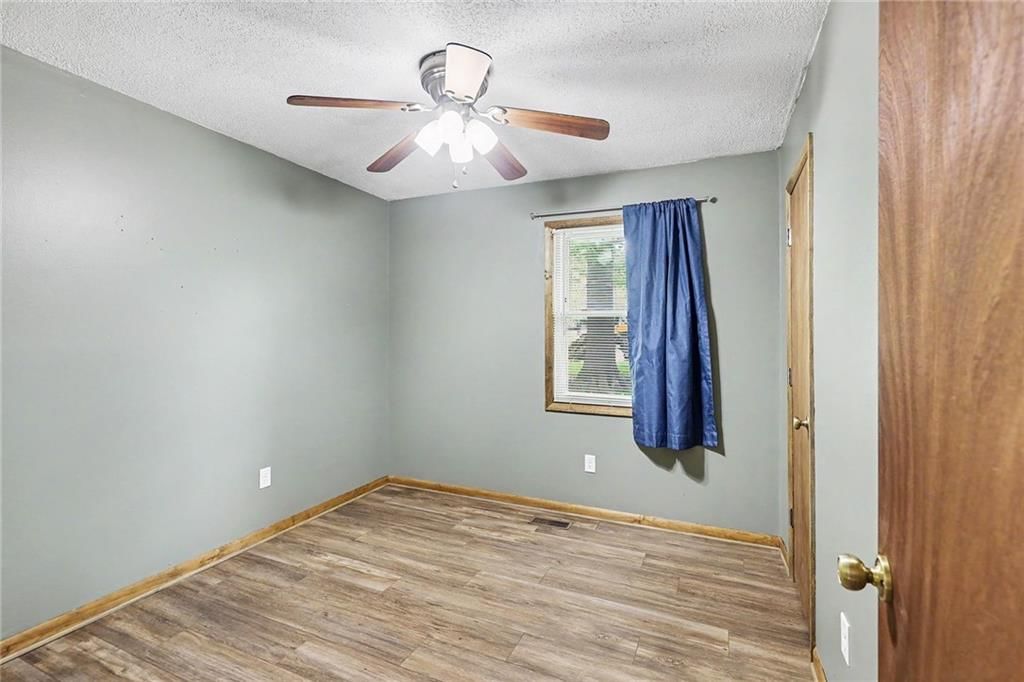 10008 NW 70th Court — photo 13