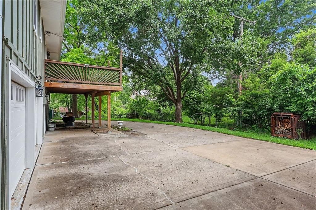 10008 NW 70th Court — photo 27
