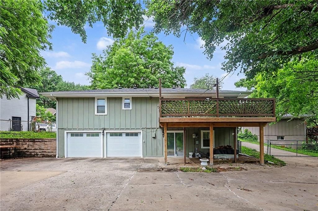 10008 NW 70th Court — photo 30