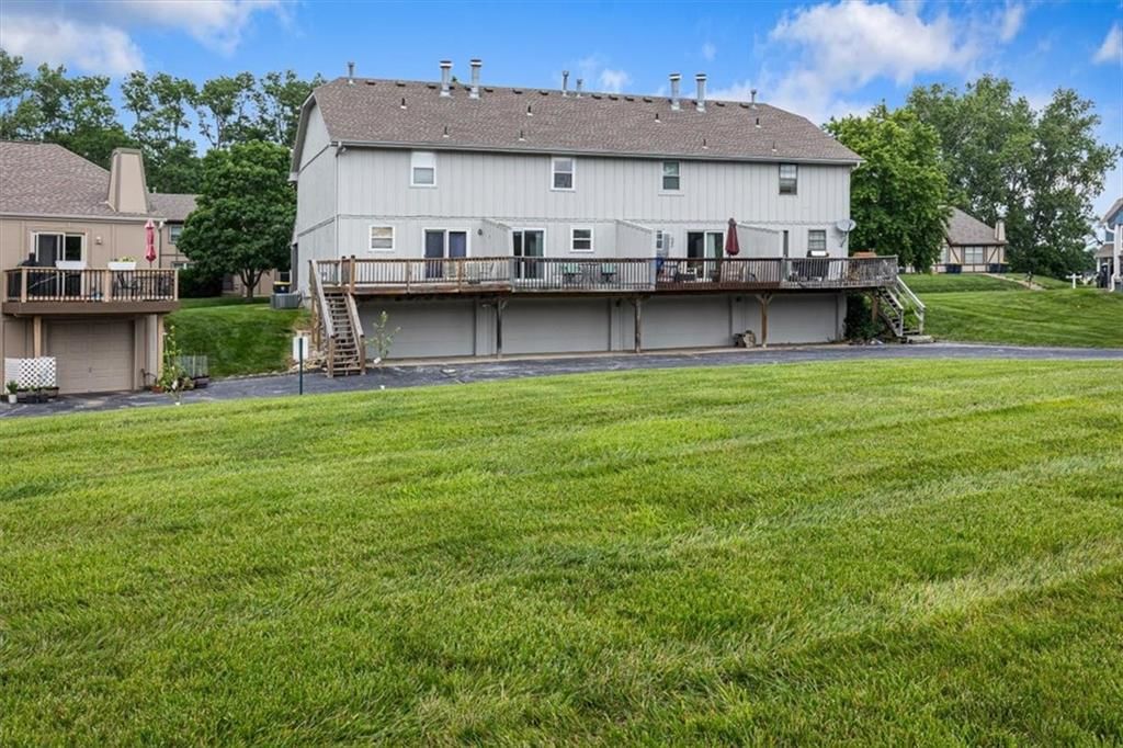 7019 N Fisk Court — photo 12