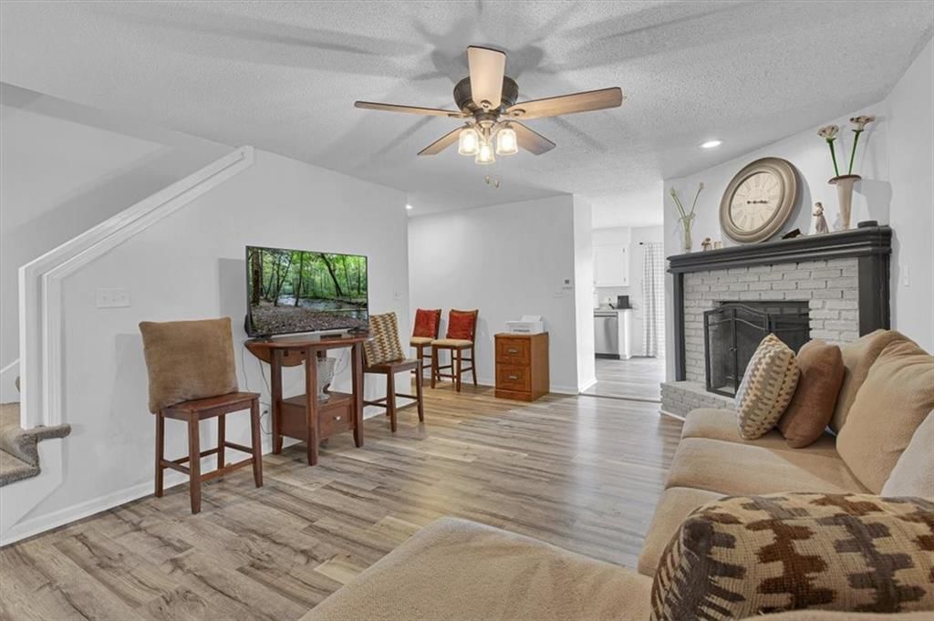 7019 N Fisk Court — photo 17