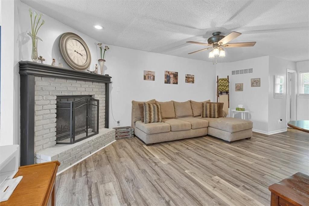 7019 N Fisk Court — photo 18