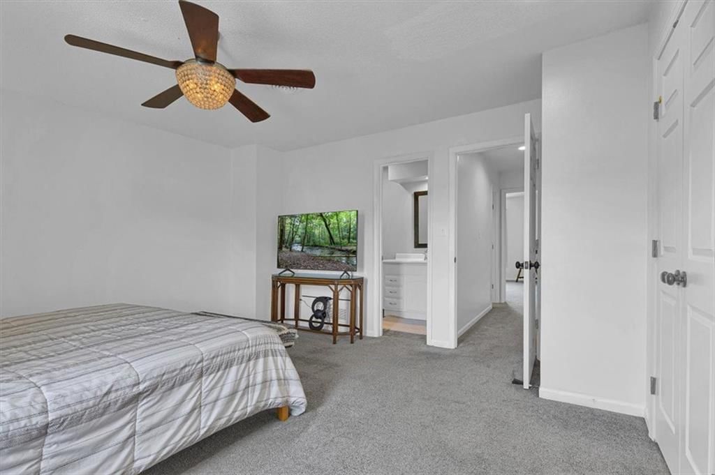 7019 N Fisk Court — photo 27