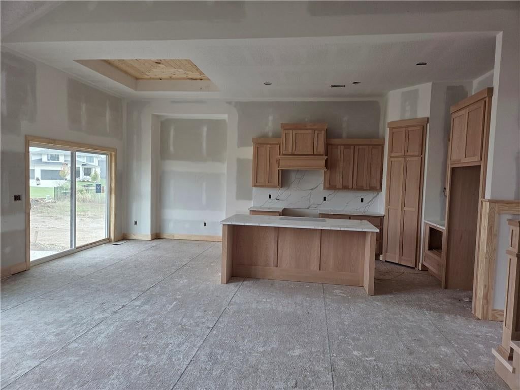 16967 S Illusion Street, Olathe, KS: listing photo 3