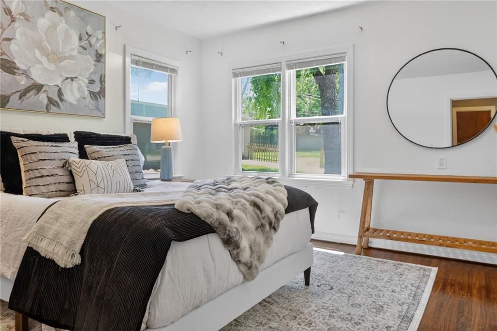 8525 England Street — photo 11