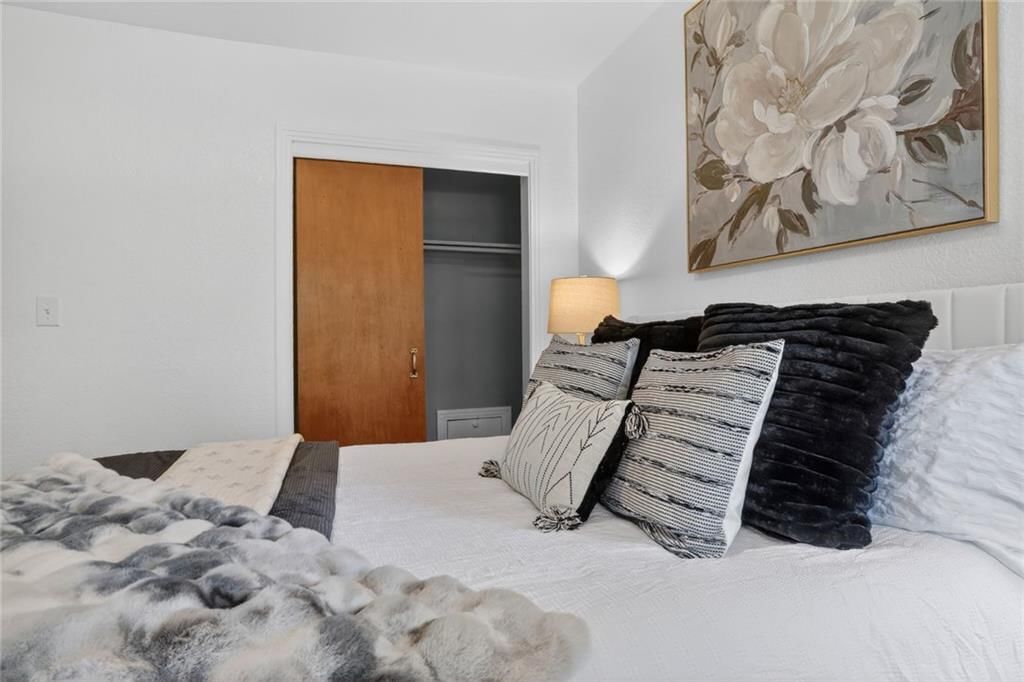 8525 England Street — photo 14