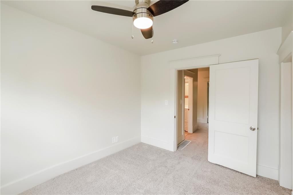 701 E Peoria Street — photo 13