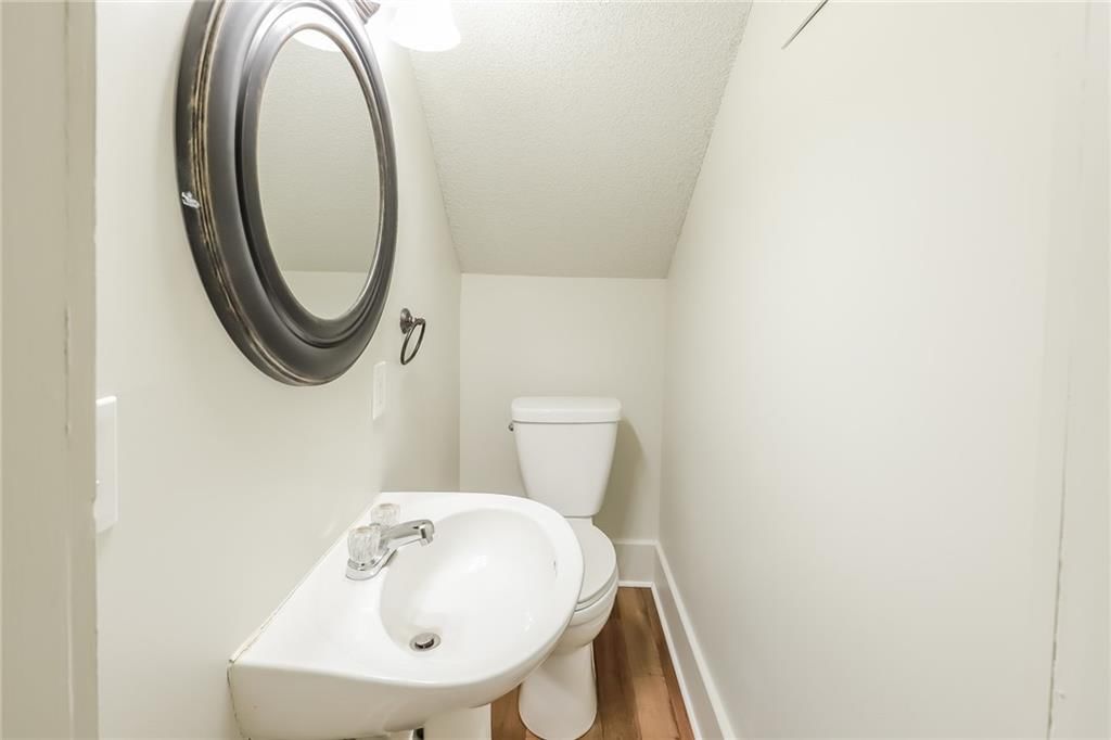 701 E Peoria Street — photo 16