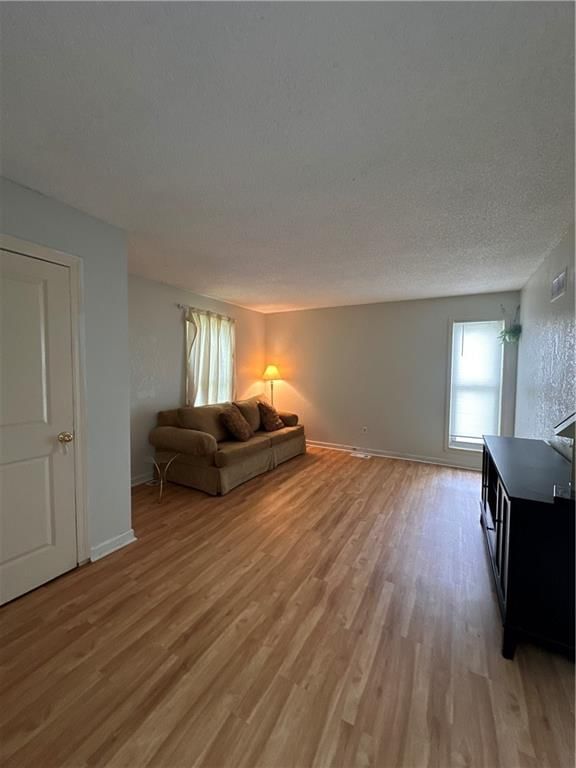 9516 Manning Avenue — photo 8