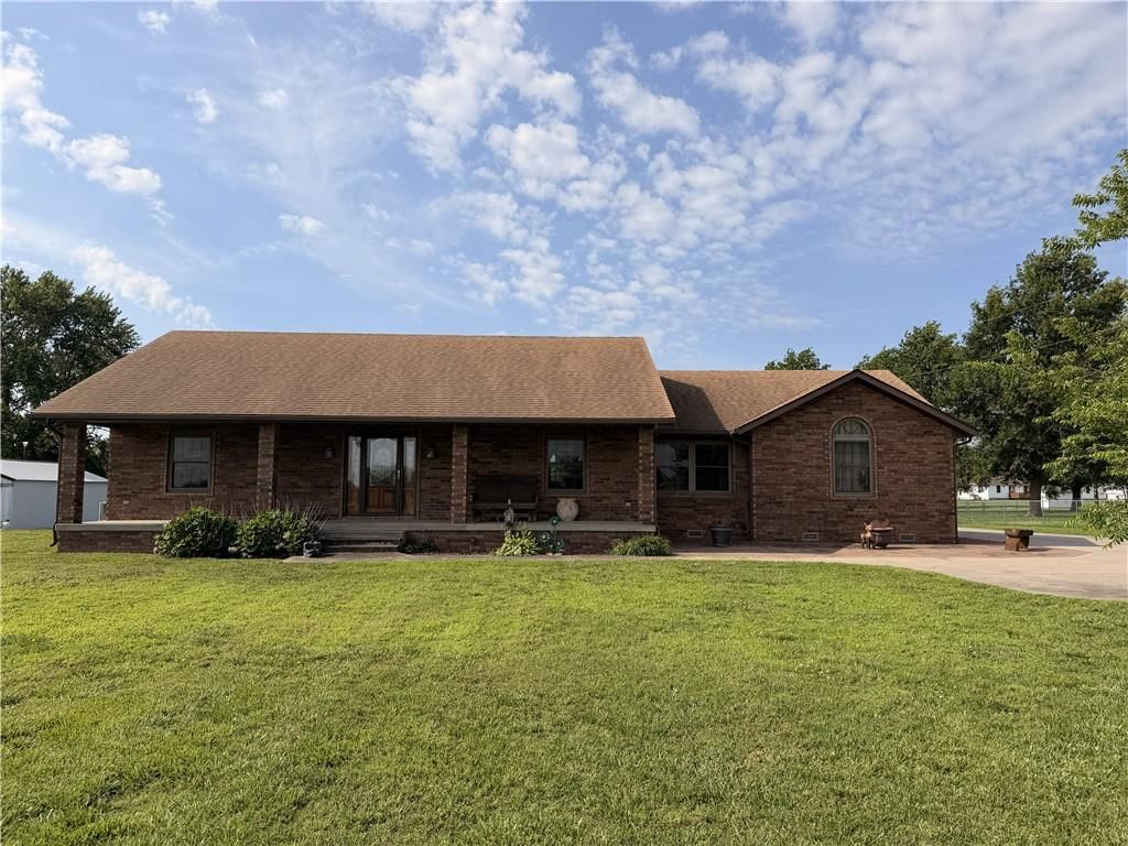 1914 W Maple Street, Columbus, KS