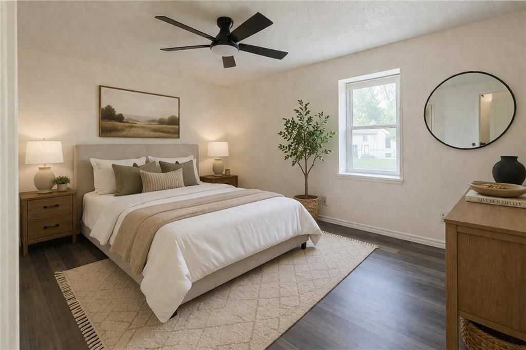 9525 Manning Avenue — photo 5