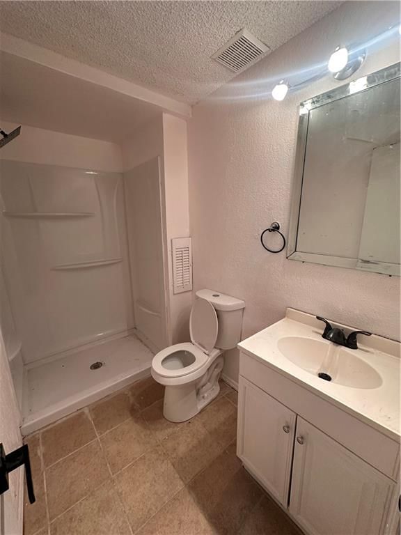 9525 Manning Avenue — photo 12