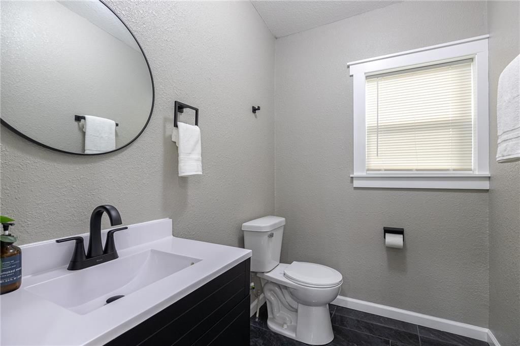 21195 S Woodland Road — photo 29