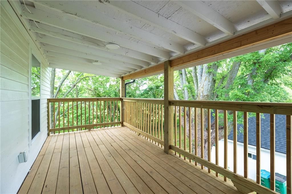 21195 S Woodland Road — photo 39