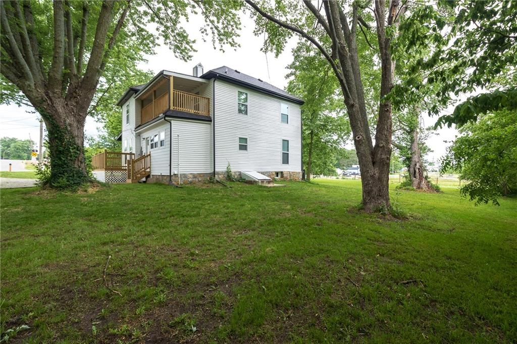 21195 S Woodland Road — photo 41