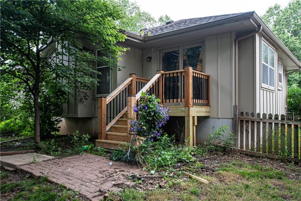 1016 SW Eastman Street — photo 38