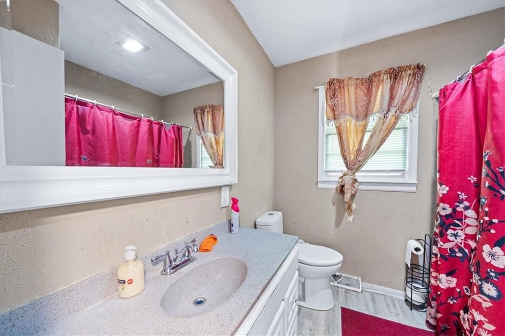142 S Sugar Creek Boulevard — photo 18