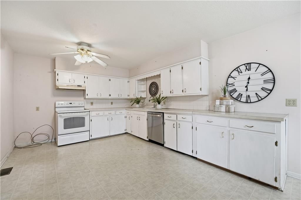 800 SE Miller Street — photo 11