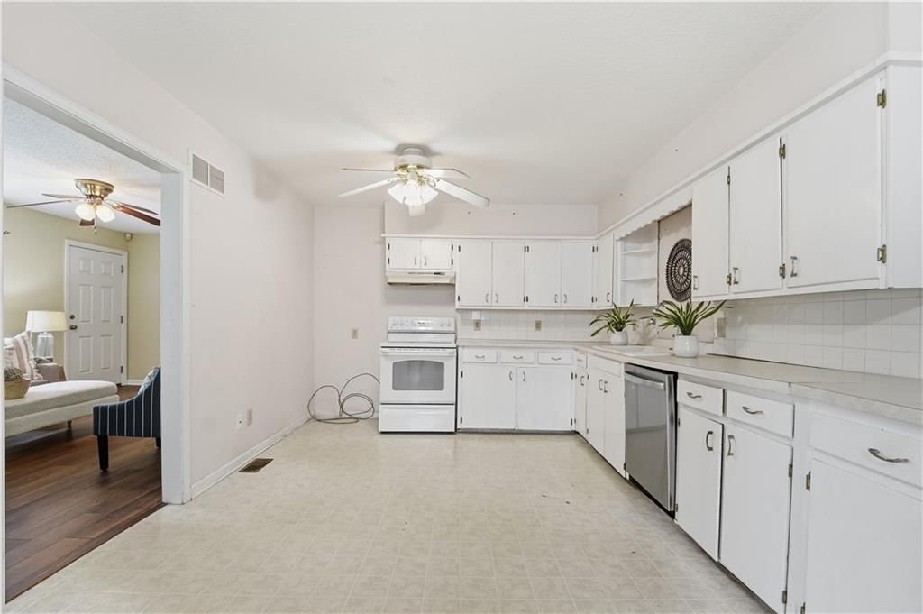 800 SE Miller Street — photo 13
