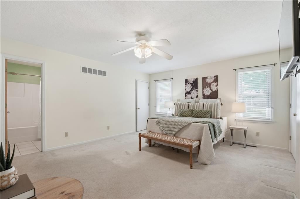 800 SE Miller Street — photo 23