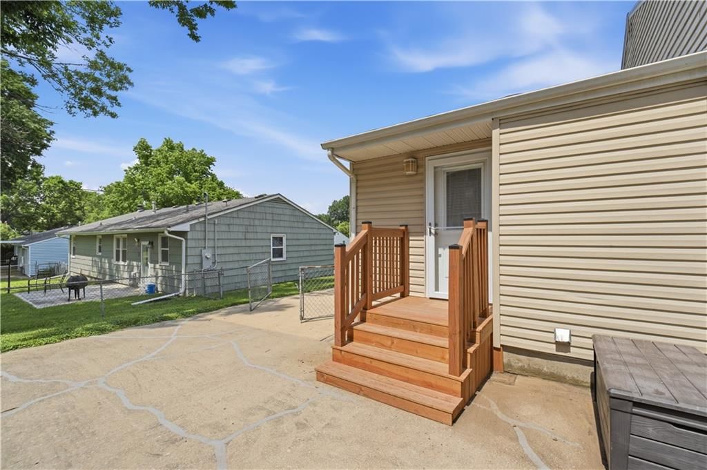 800 SE Miller Street — photo 37