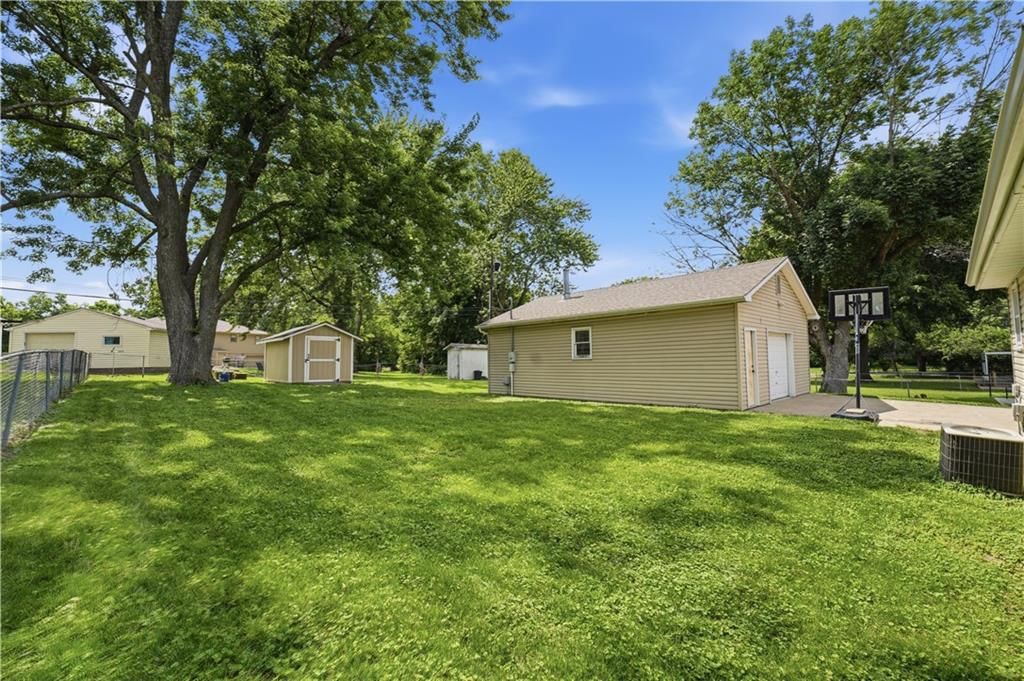 800 SE Miller Street — photo 40