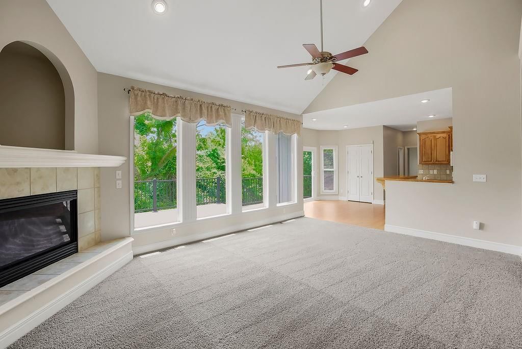 6052 Brownridge Street — photo 9