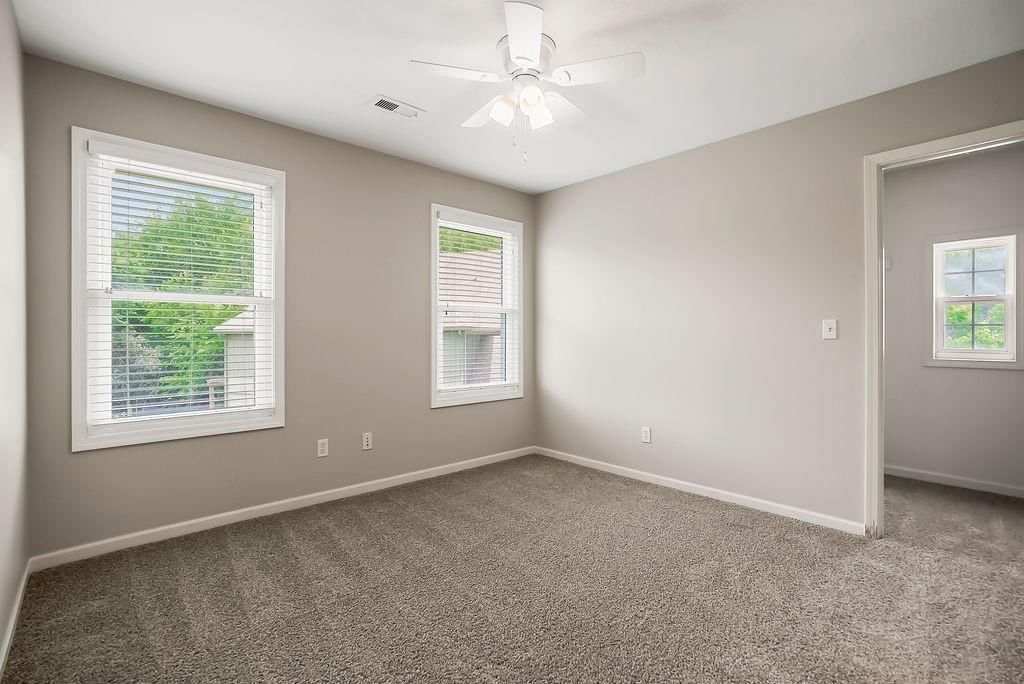 6052 Brownridge Street — photo 23