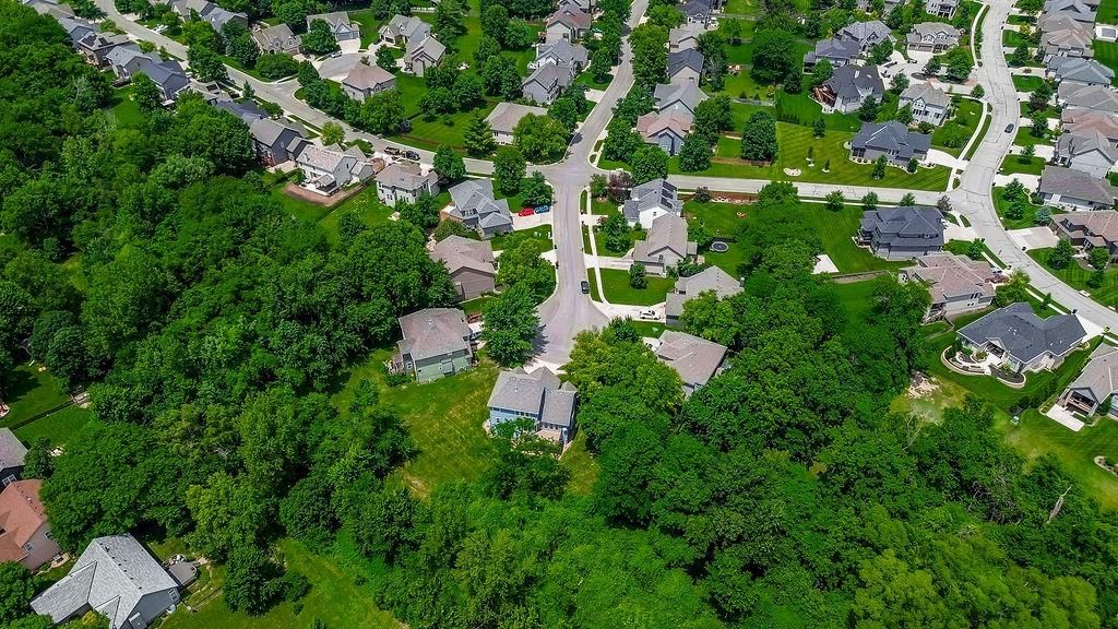6052 Brownridge Street — photo 38