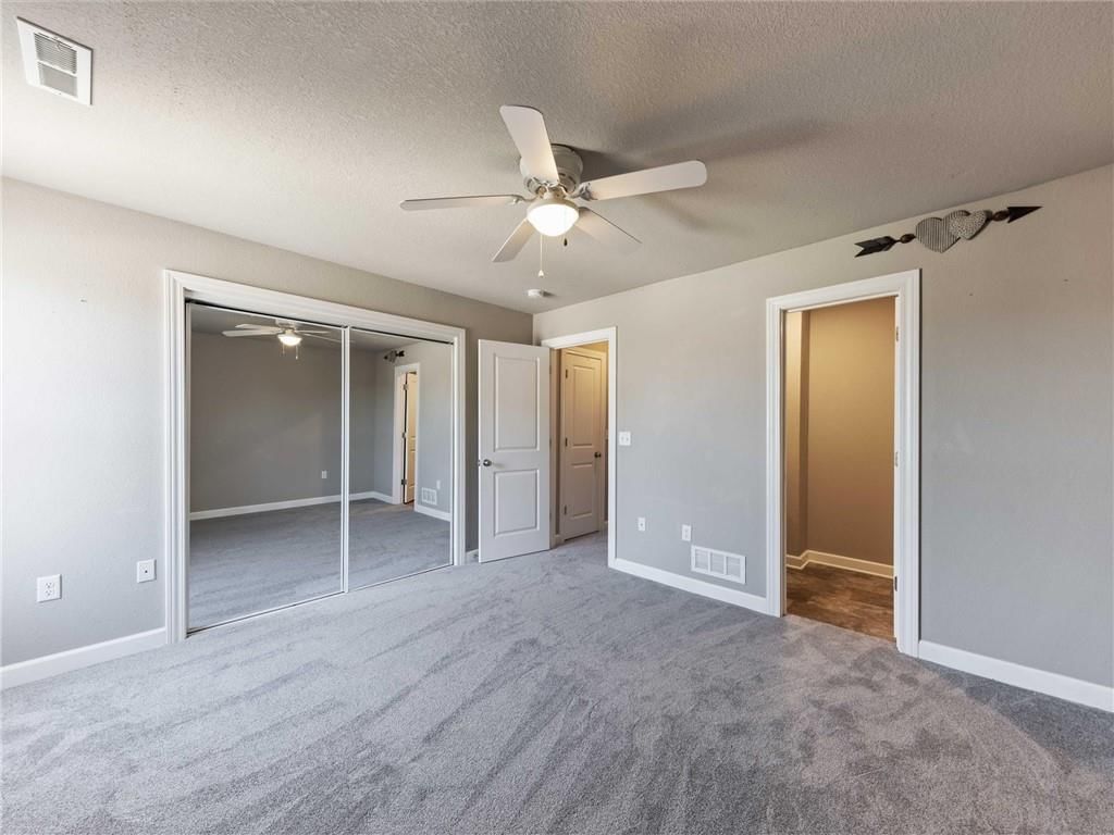Photo 20 of 40 - 213 Pointe Lane, Raymore, MO 64083