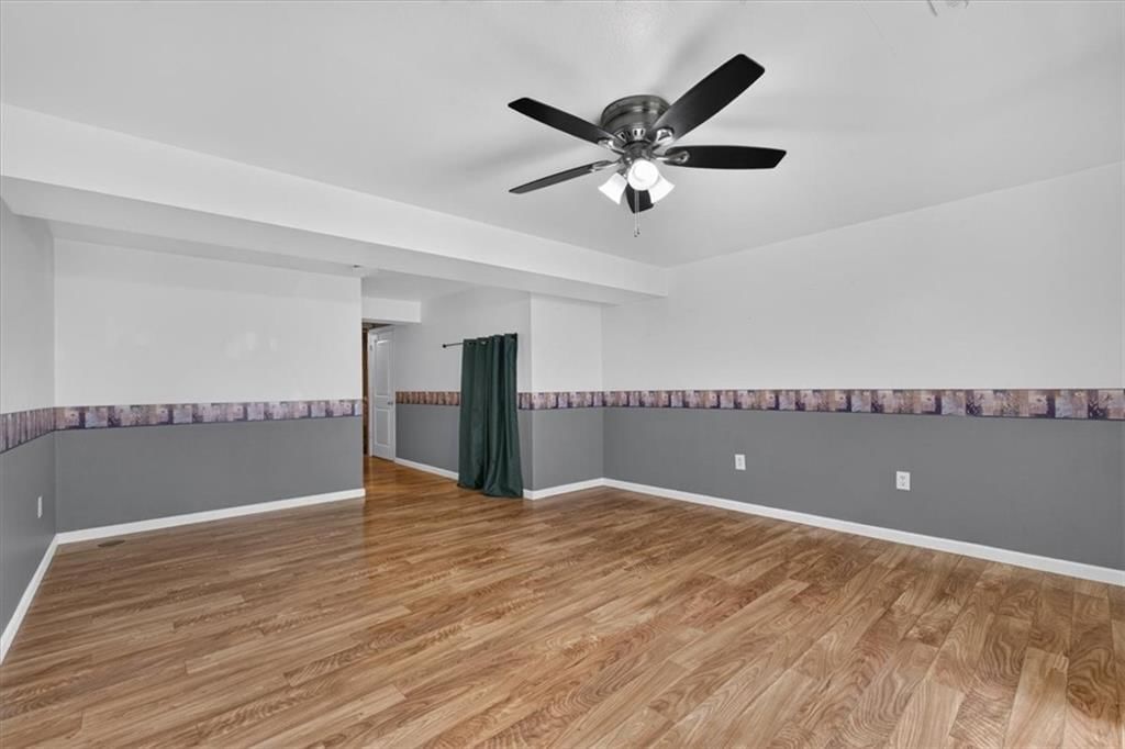 Photo 33 of 40 - 213 Pointe Lane, Raymore, MO 64083