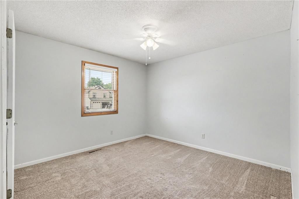 1028 S LINDENWOOD Drive — photo 19