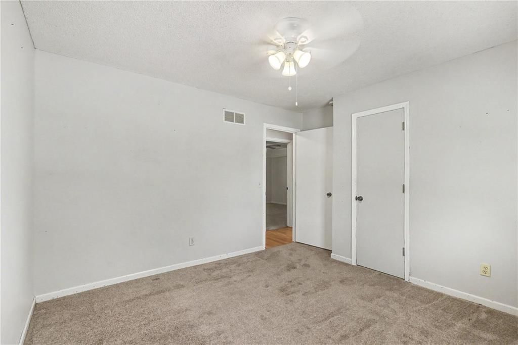 1028 S LINDENWOOD Drive — photo 20
