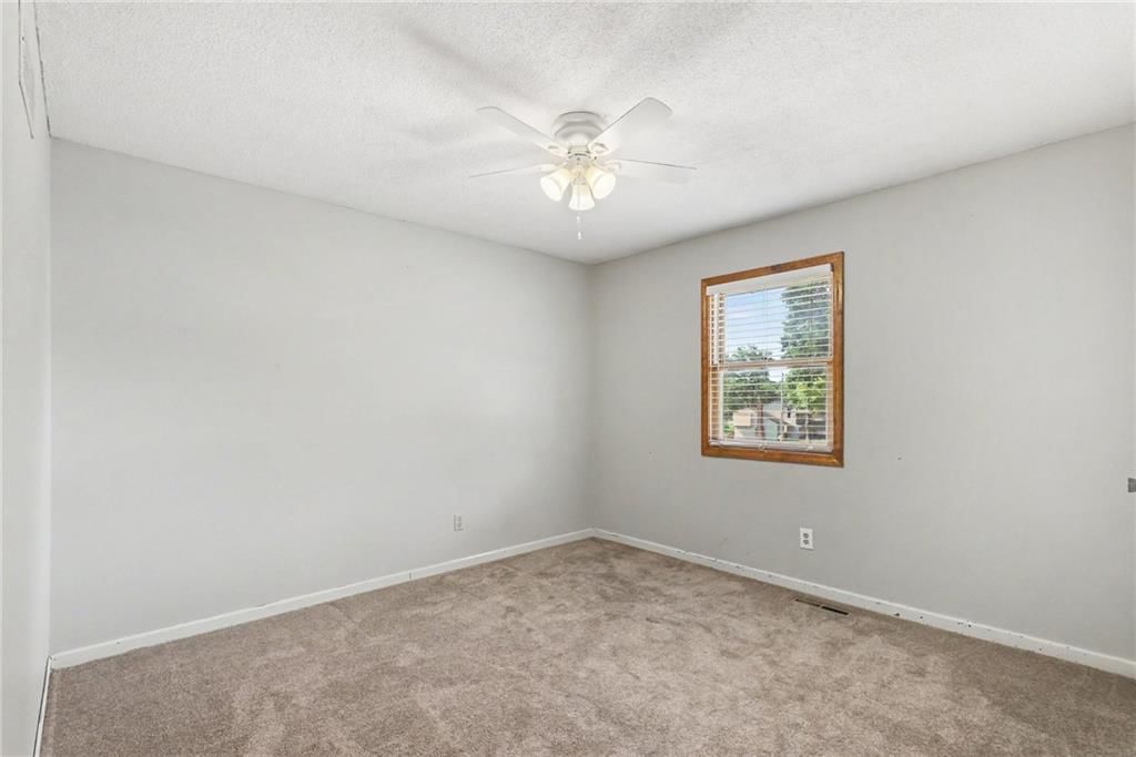 1028 S LINDENWOOD Drive — photo 21