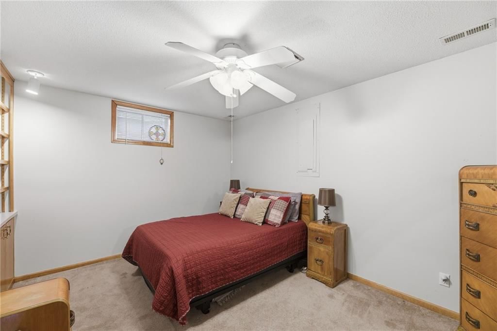 904 Joseph Drive — photo 19