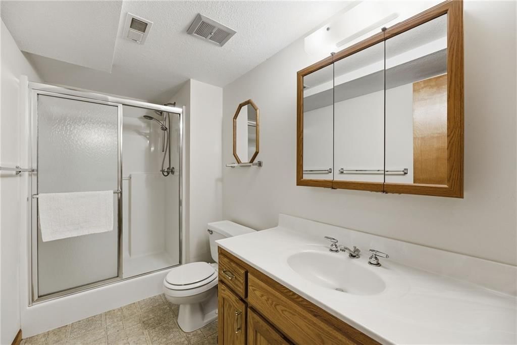 904 Joseph Drive — photo 26