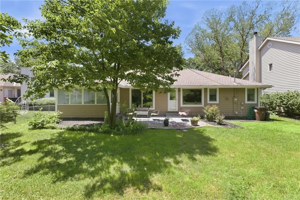 904 Joseph Drive — photo 31