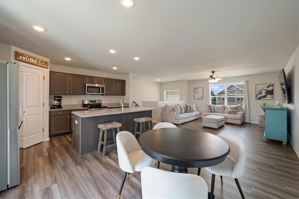 723 Connor Street — photo 10