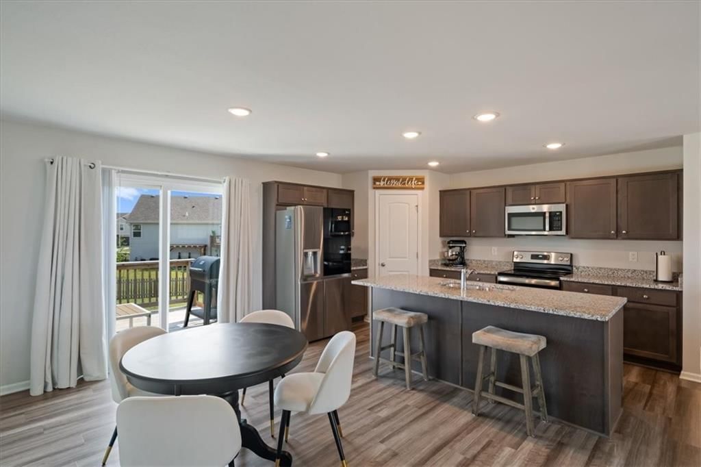 723 Connor Street — photo 11