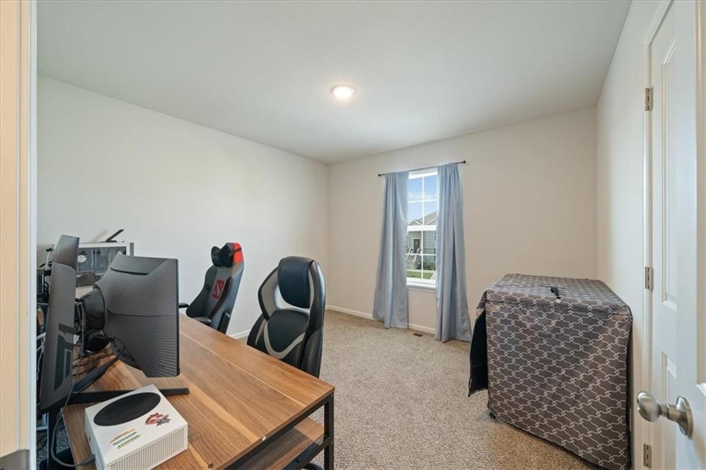 723 Connor Street — photo 15