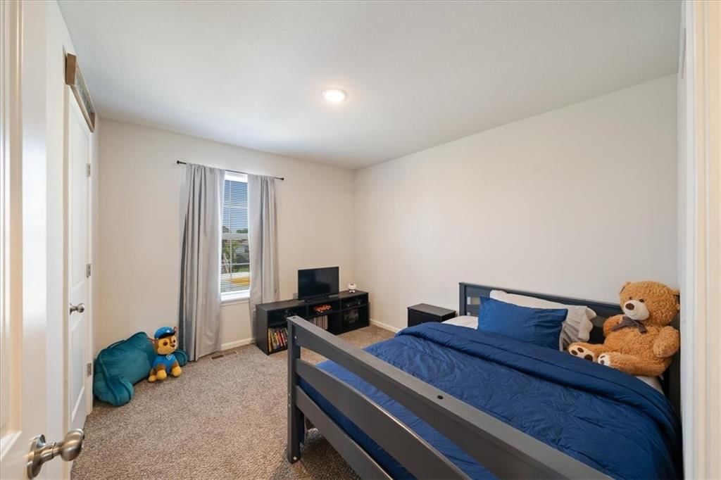 723 Connor Street — photo 16