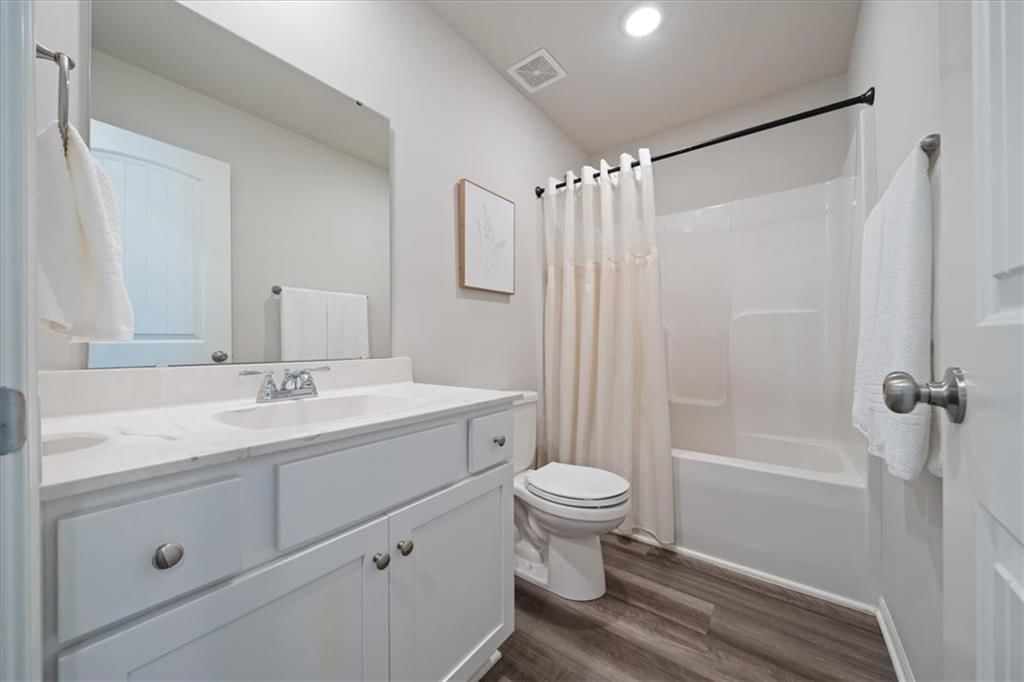 723 Connor Street — photo 17